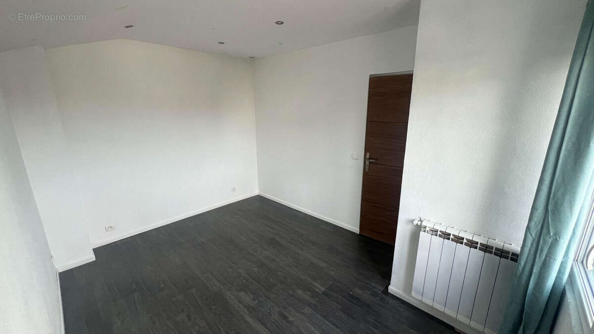 Maison à GOUSSAINVILLE