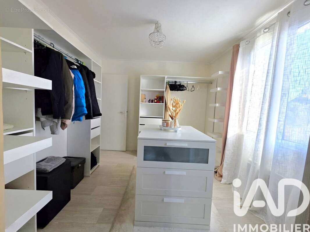 Photo 6 - Maison à MONDONVILLE-SAINT-JEAN