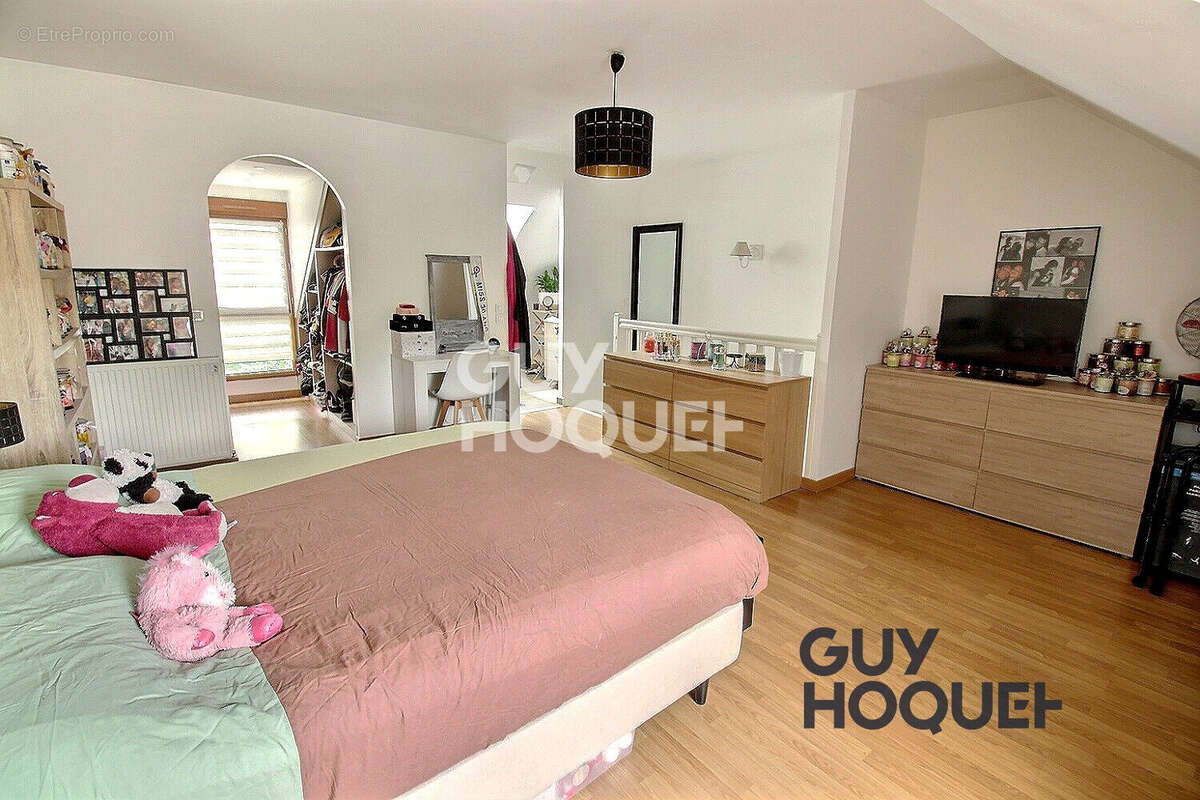 Maison à LIMEIL-BREVANNES