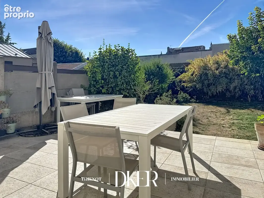 REIMS   PLACE LUTON  Maison contemporaine avec jardin, terrasse et garage - photo 26