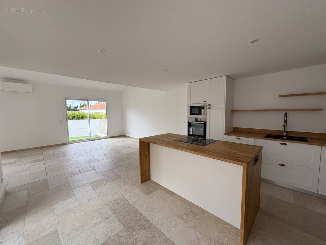 Maison à CORBERE-LES-CABANES