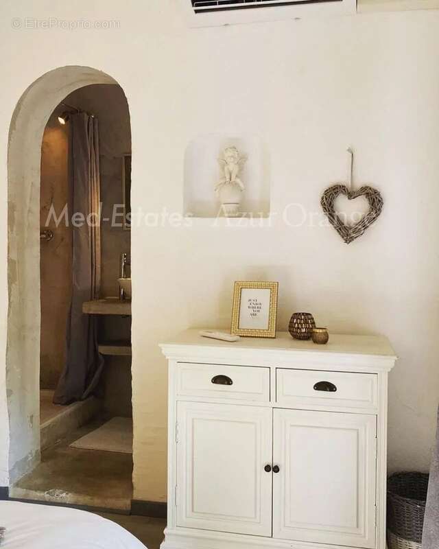 Maison à LA GARDE-FREINET