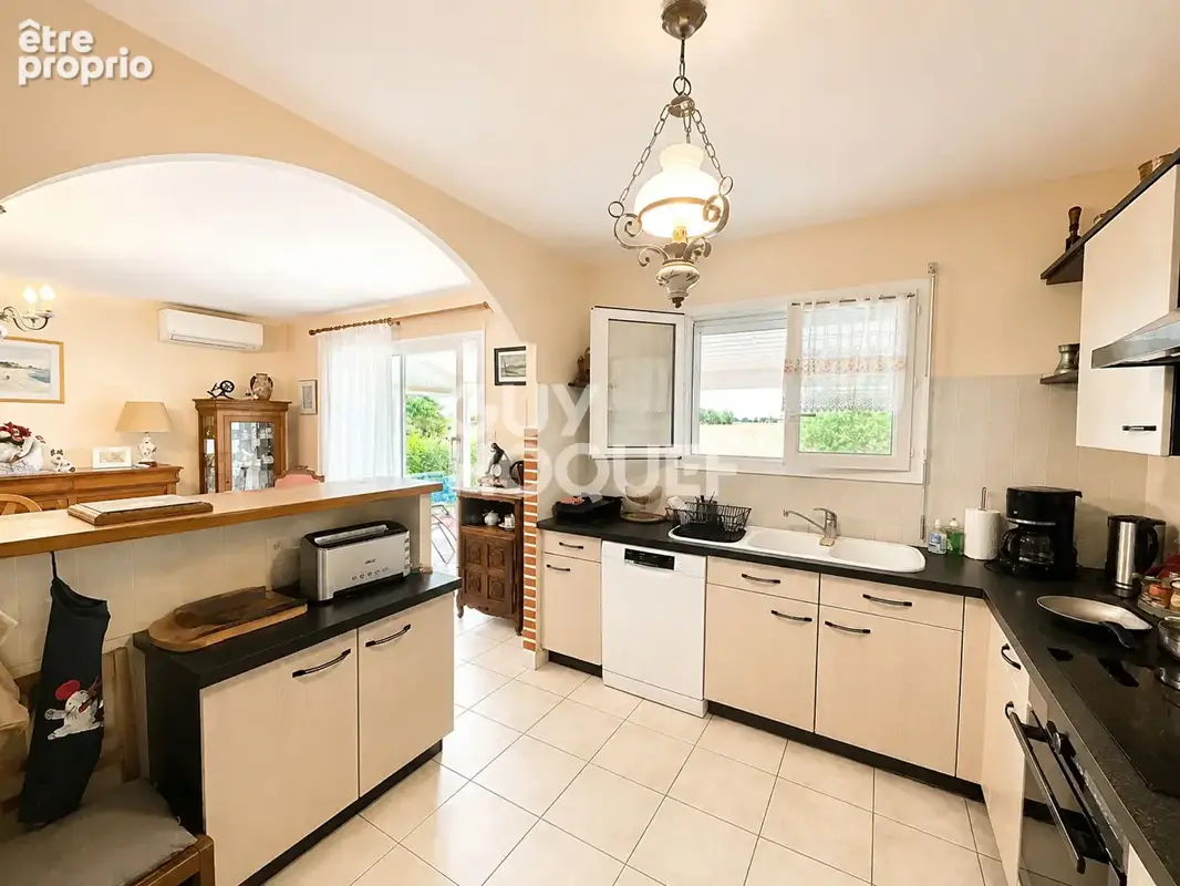 EXCLUSIVITE Maison Frouzins T 5 de 111 m2 avec pisicine - photo 5