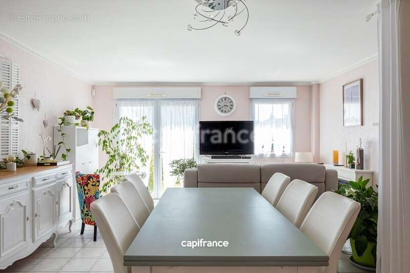 Située au mans proche zone nord - 3 chambres avec garage et jardin - photo 2