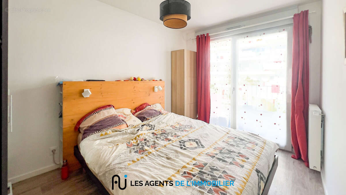 Appartement à NANTERRE