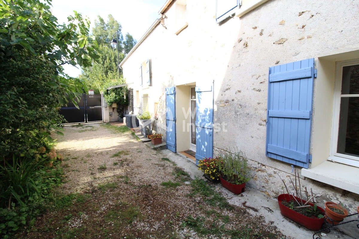 Maison à FAREMOUTIERS