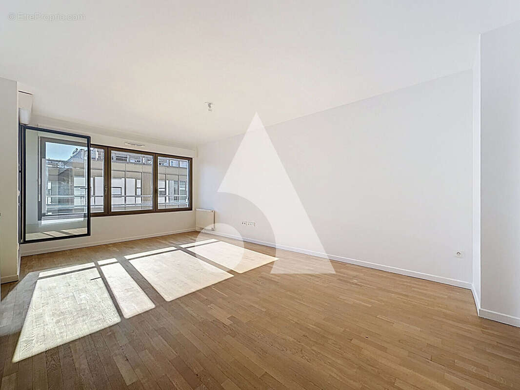 Appartement à NANTERRE