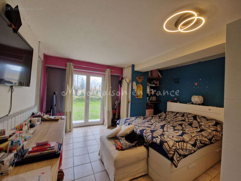 Maison à SAINT-POURCAIN-SUR-SIOULE