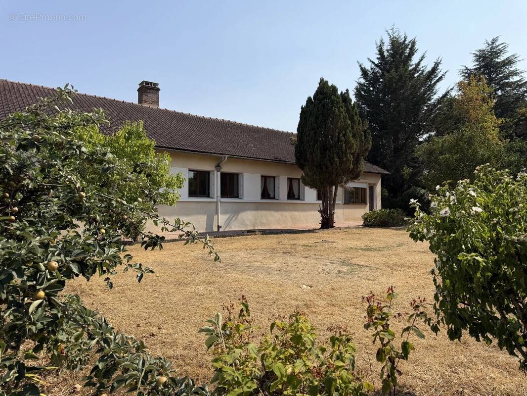 Maison à CHEVANNES