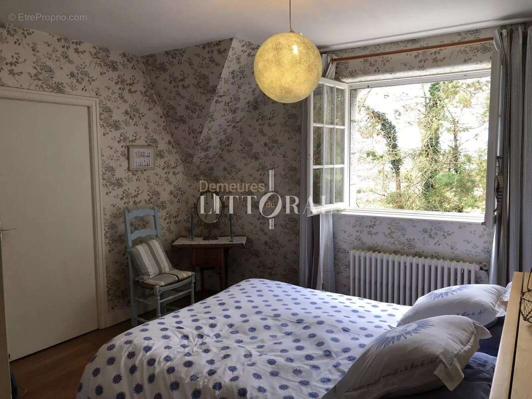 Maison à LOGONNA-DAOULAS