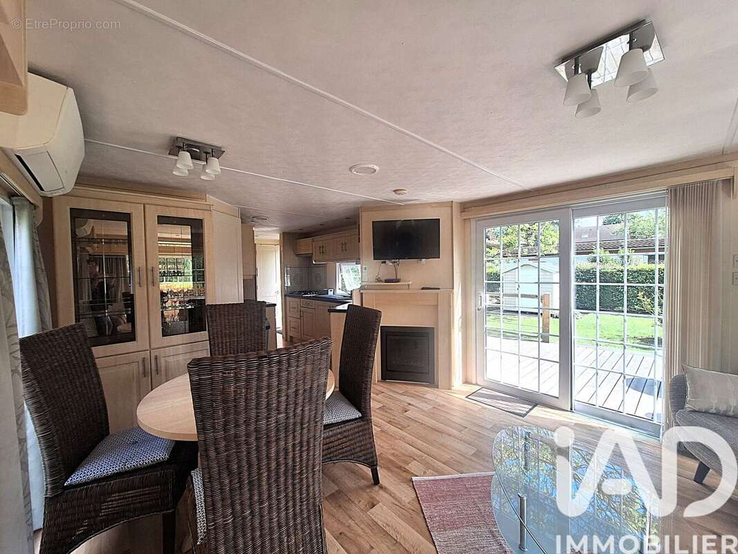 Maison 38 m² à Verdelot  - photo 4