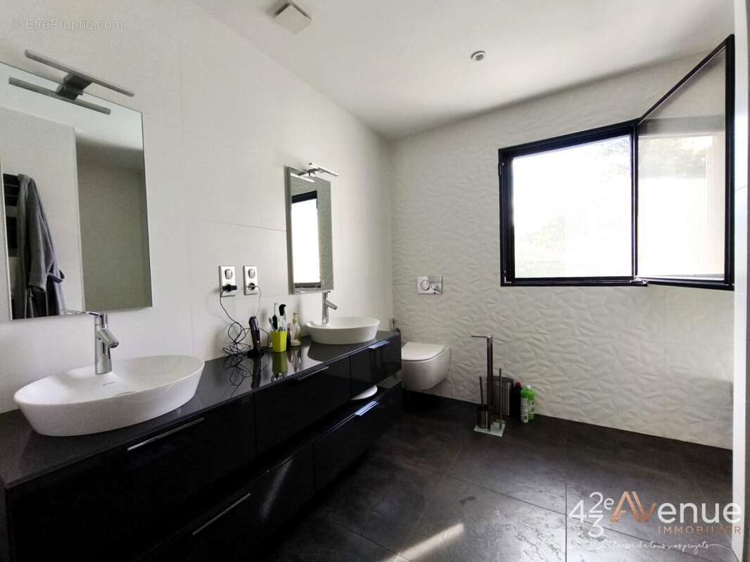 Maison à SAINT-CHAMOND