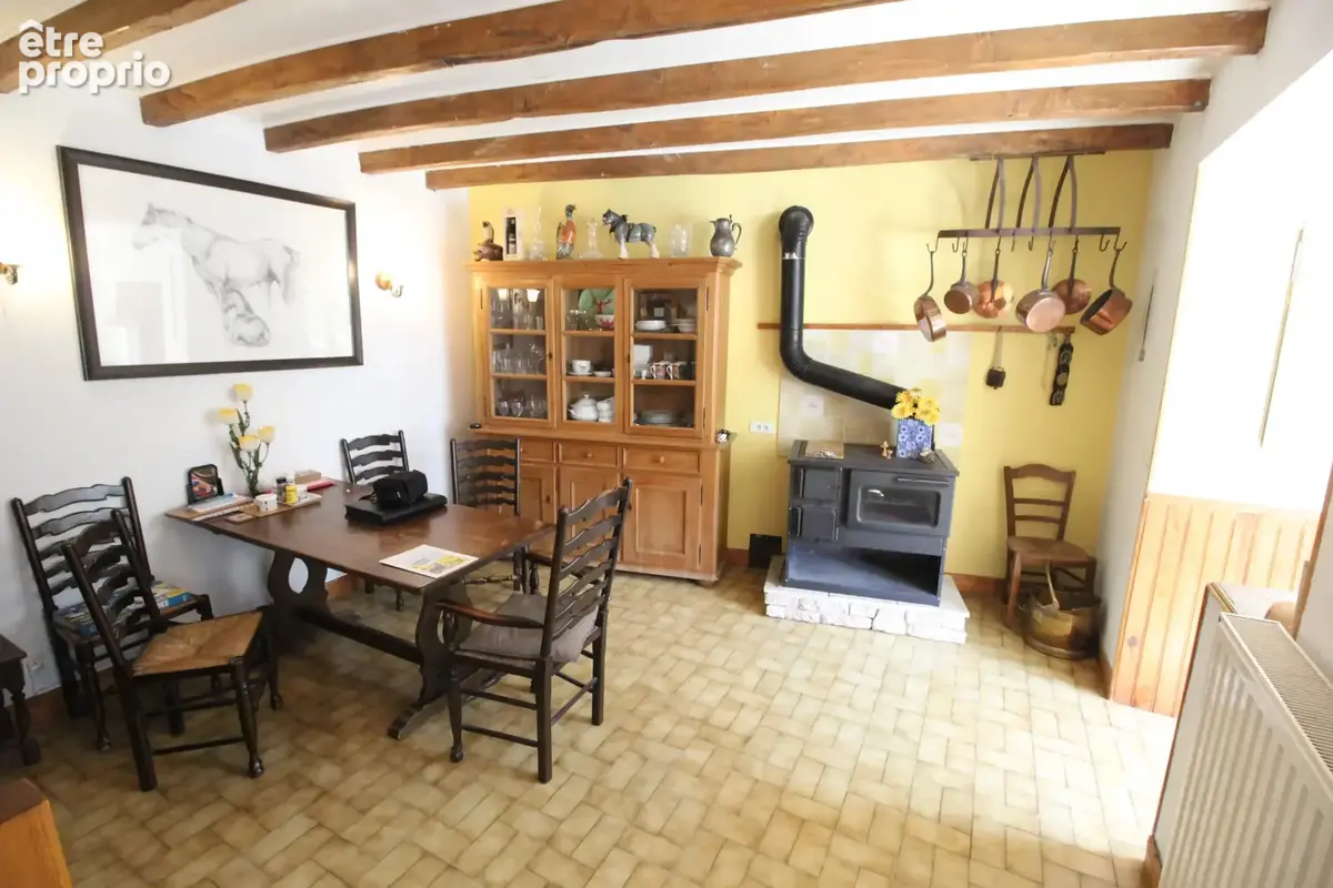 Charmante maison de village en pierre avec un bel espace piscine, à proximité d'une ville de marché très prisée - photo 3