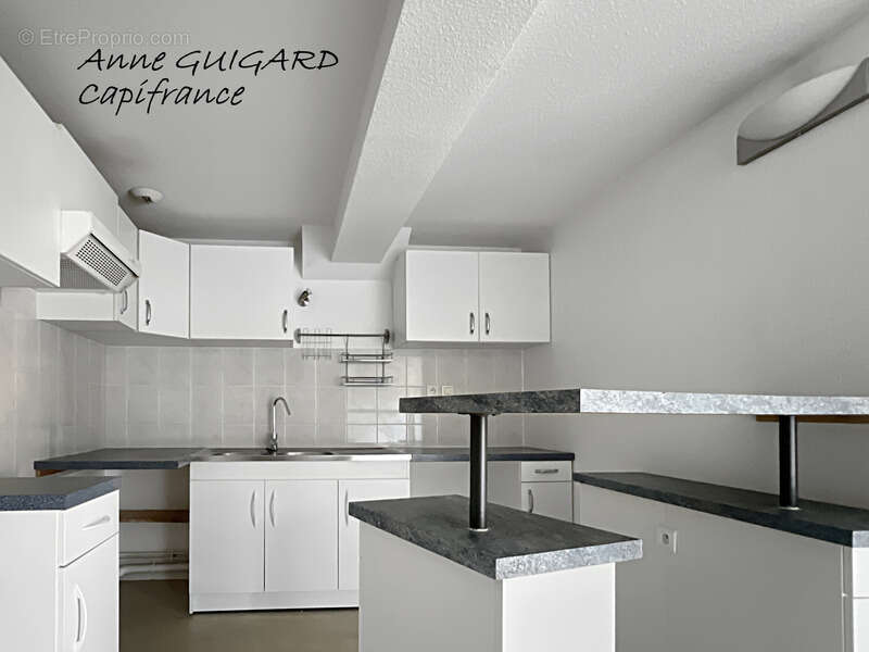 Appartement à SERRIERES-EN-CHAUTAGNE