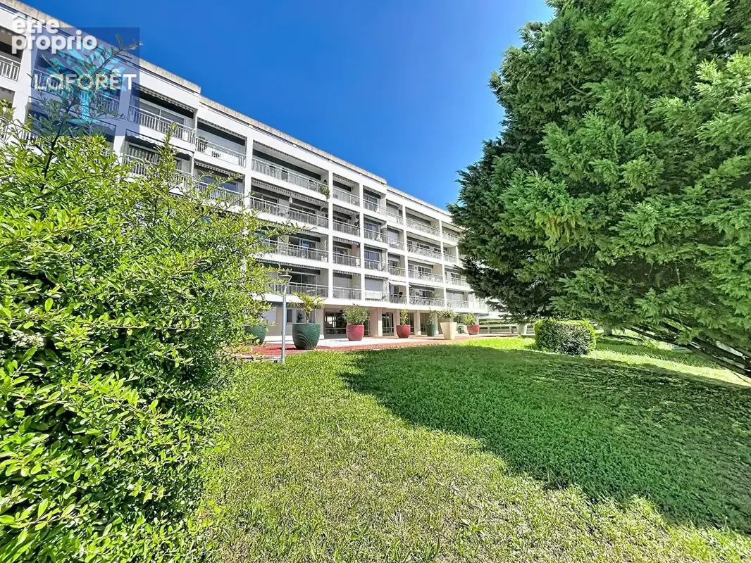 Appartement Caluire Et Cuire 3 pièce(s) 77 m2 - photo 5