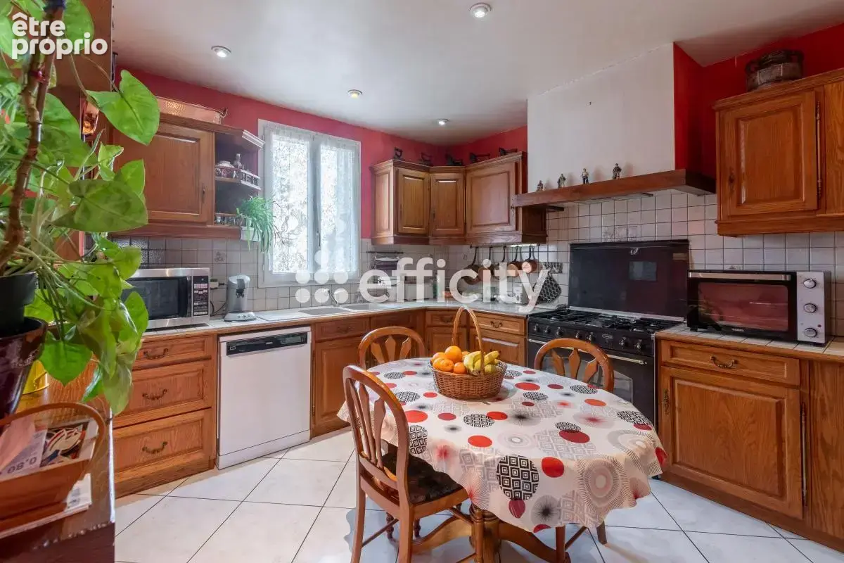 Maison 8 pièces 222 m² à vendre à Villeneuve-Le-Roi (94290) - photo 9