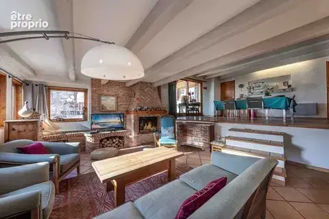 Maison 171 m² à Les Chapelles  - photo 2