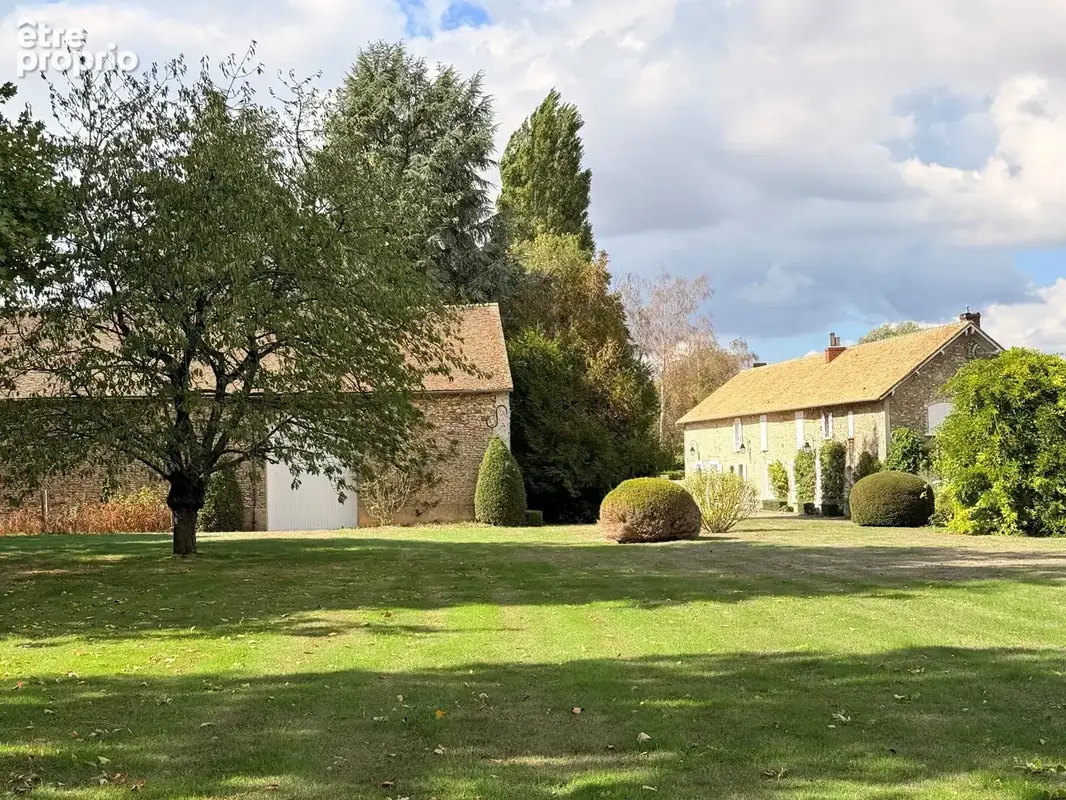 Photo Maison à Houdan au prix de 892 500€