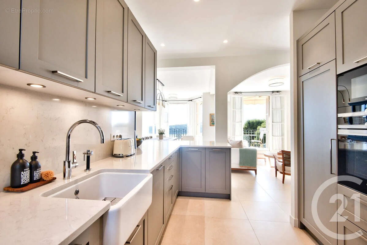 Appartement à VILLEFRANCHE-SUR-MER