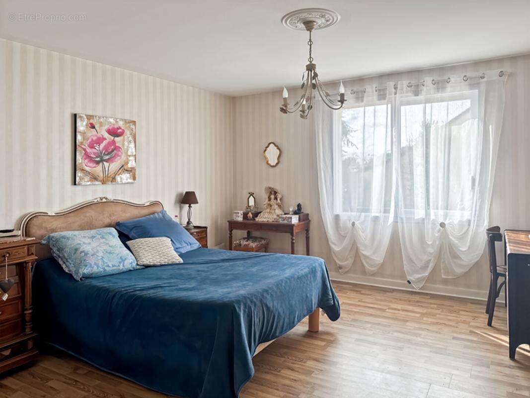 Maison à SAINT-DENIS-D'ANJOU