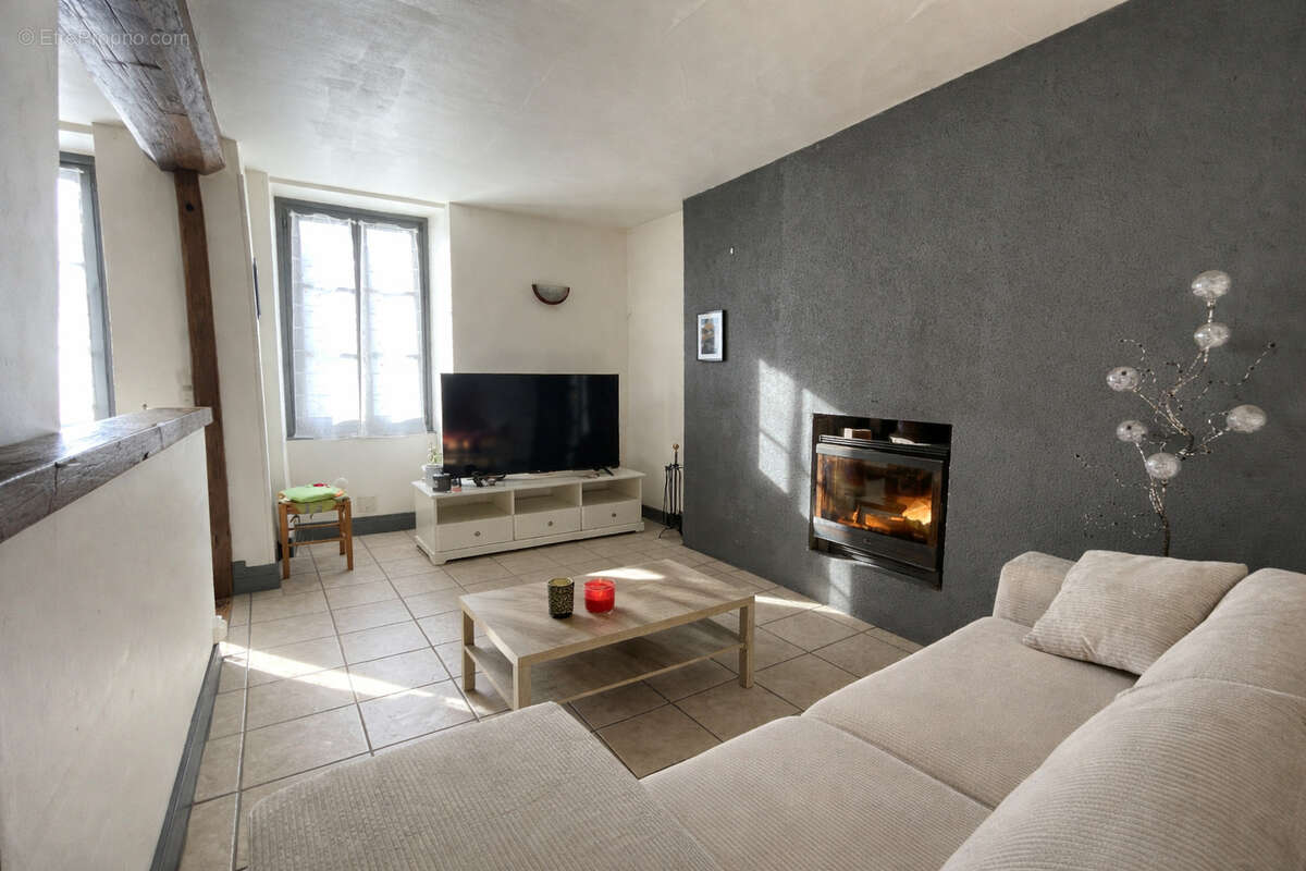 Maison à MAISONNISSES