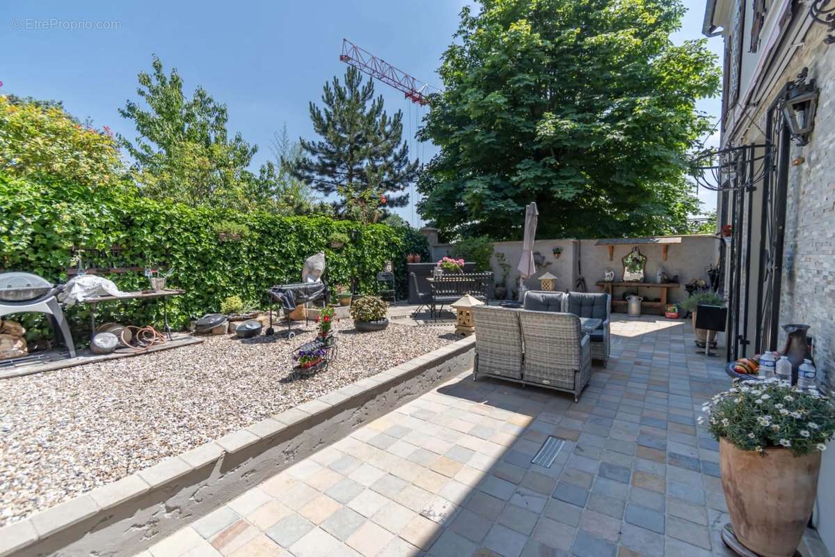 Maison à MONTMORENCY