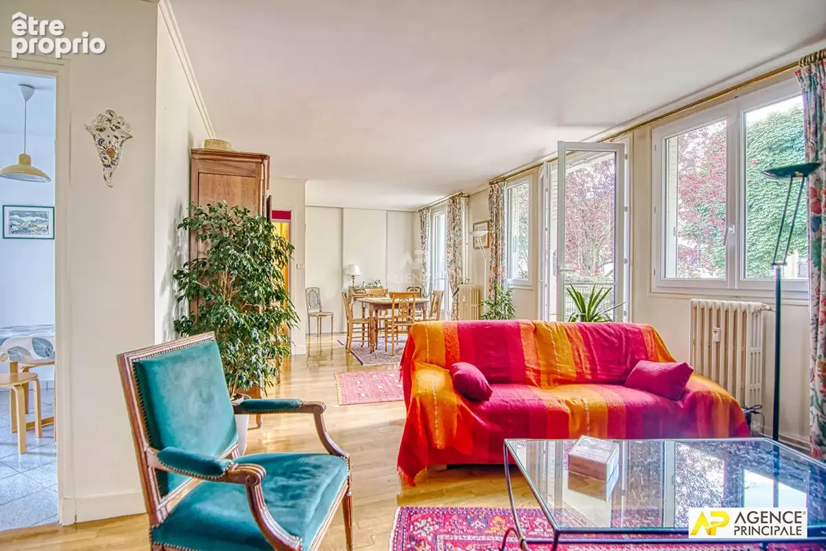 Versailles Rive Droite square Jean Houdon - Appartement 6 pièces 126.67 m² carrez avec balcons, caves et box - photo 6