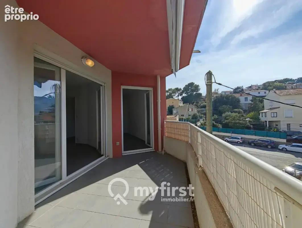 Un deux pieces clés en main sur un quartier chouette de la Seyne ! - photo 9