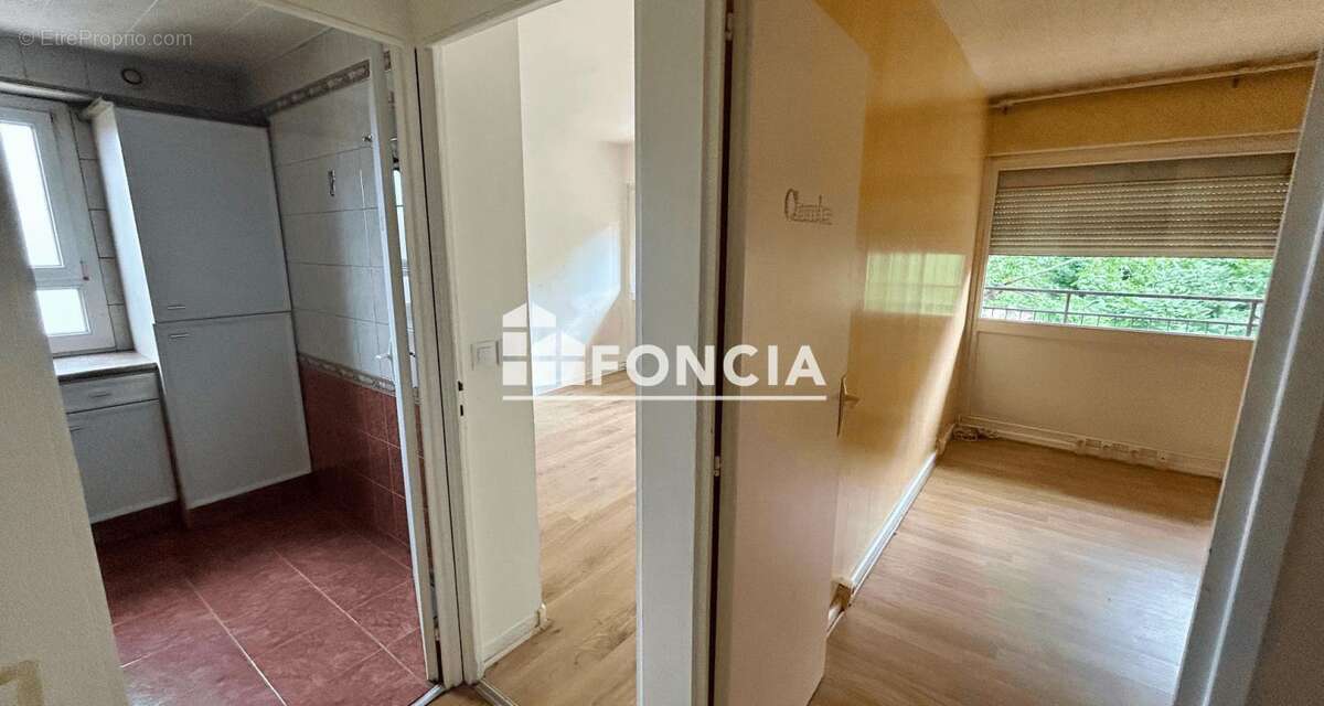 Appartement à THIAIS