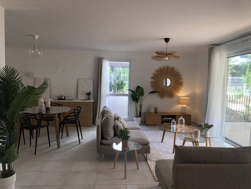Appartement à HYERES