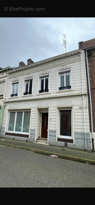 Maison à HAZEBROUCK