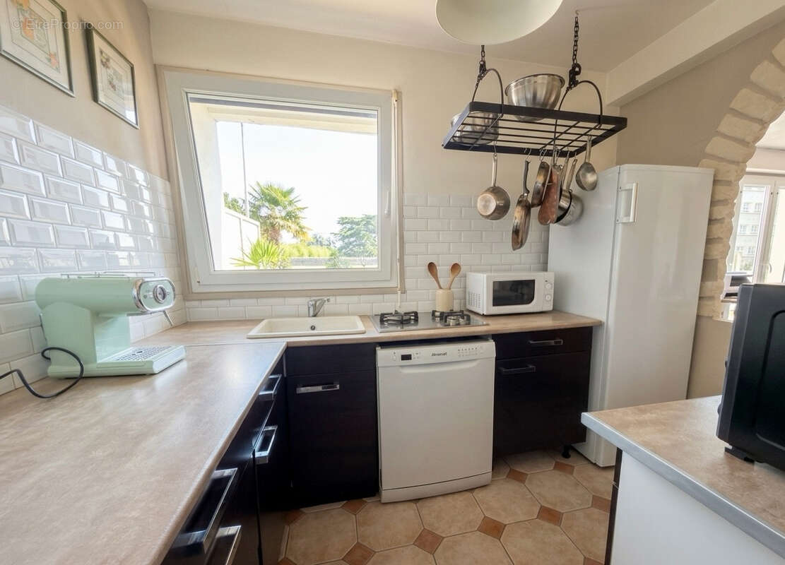 Appartement à SAINT-JEAN-DE-LA-RUELLE