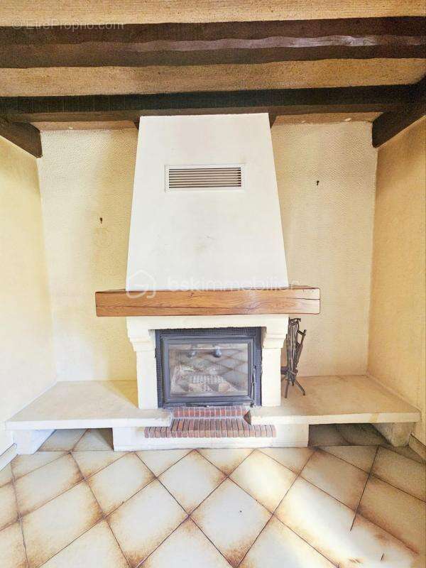 Maison à POILLY-LEZ-GIEN