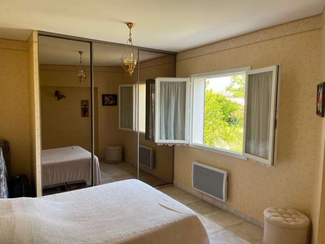 Maison à VILLEVEYRAC