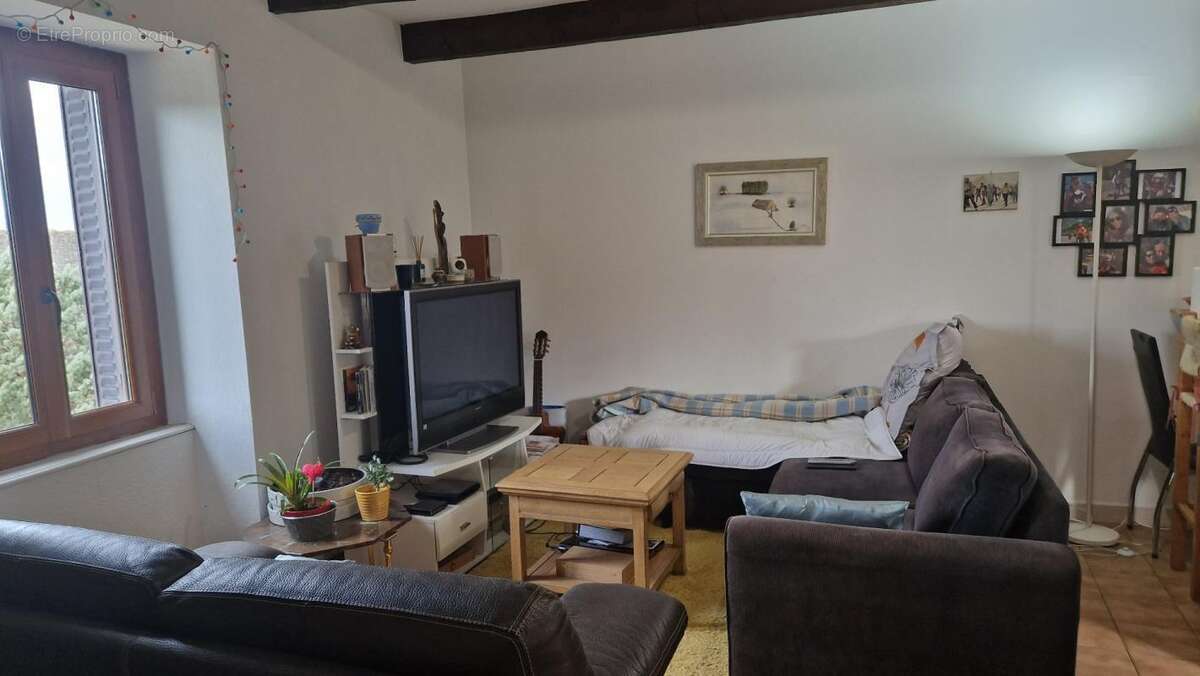 Maison à AGEN-D&#039;AVEYRON