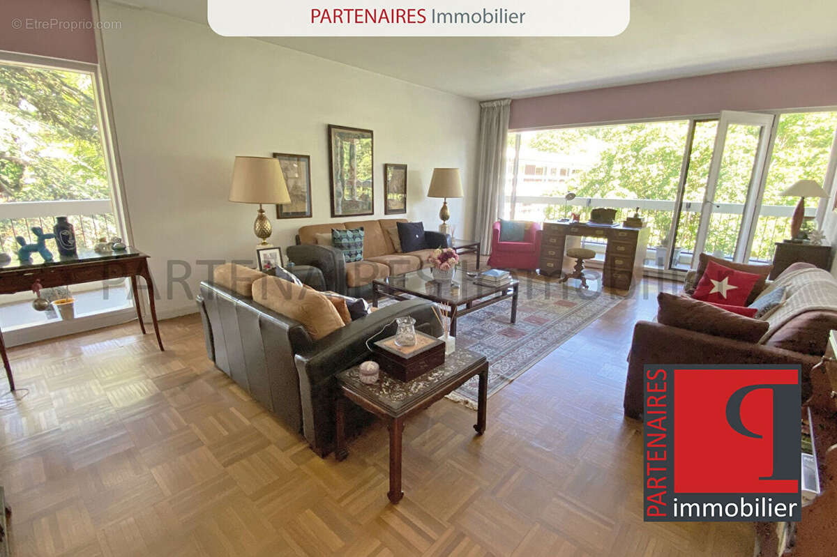 Appartement à LE CHESNAY