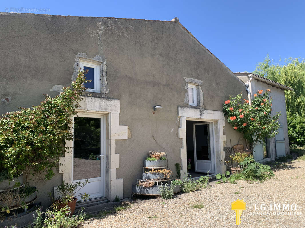 Maison à ARCES