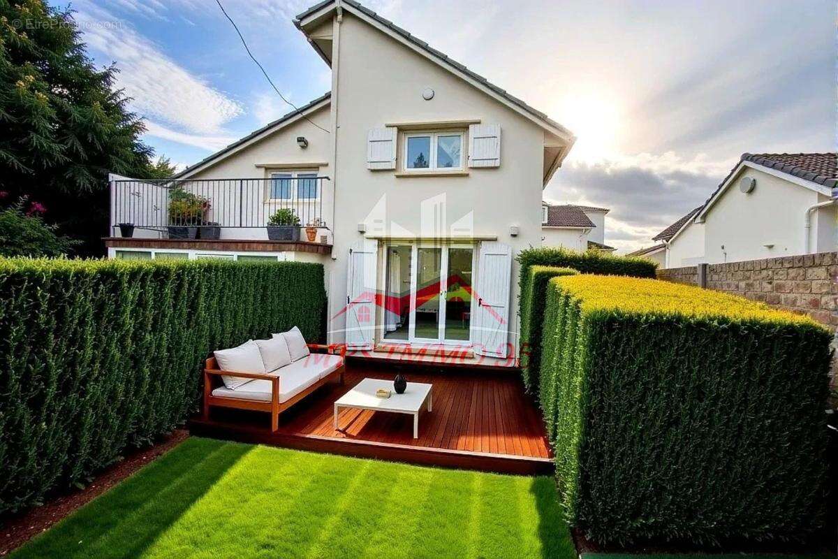 Maison à SAINT-MARTIN-DU-TERTRE