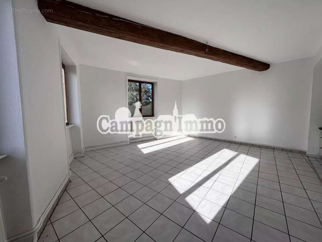 Appartement à PONTCHARRA-SUR-TURDINE