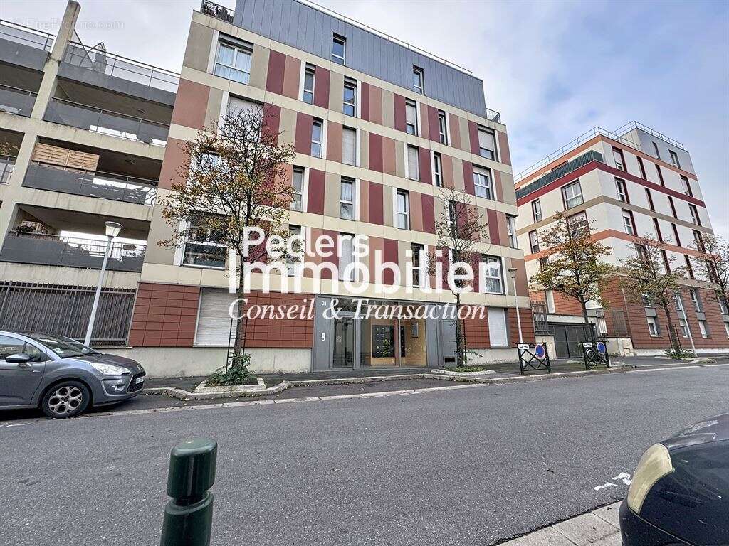 Appartement à NANTERRE