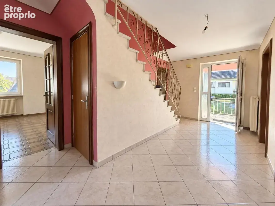 Maison 6p à rafraichir, implantée sur un terrain de 10,08 ares clôturé - photo 8