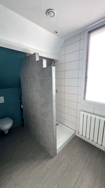 Maison à SAINT-CLEMENT-DE-LA-PLACE