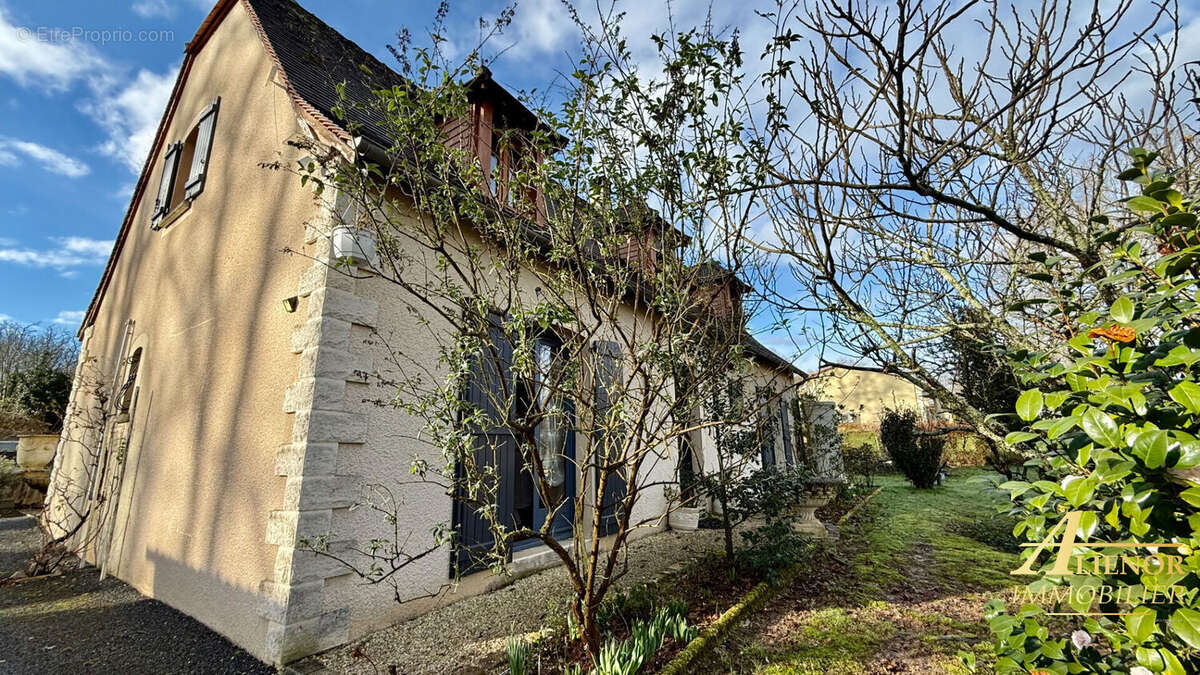 Maison à CHANCELADE