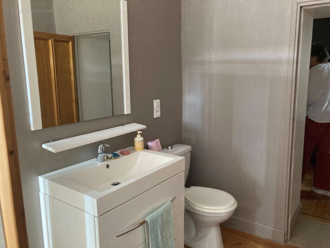 coin toilette ch rdc - Maison à CAHORS