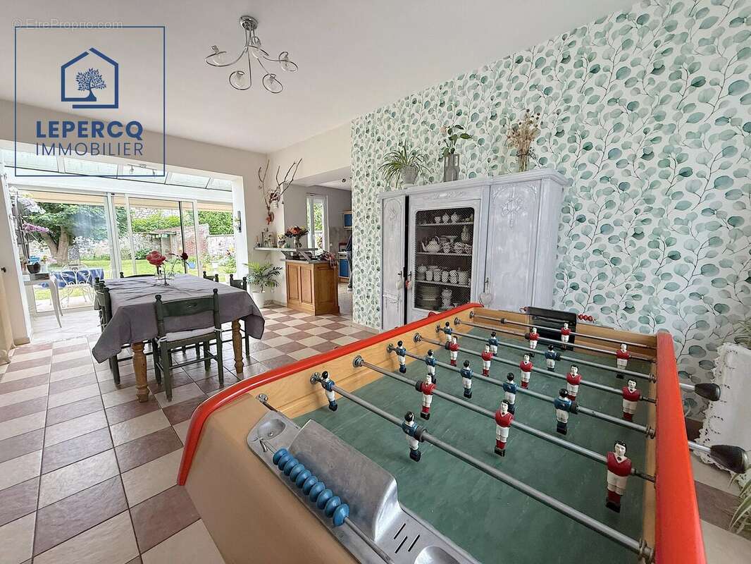 Maison 7 pièces 183 m² - Centre-ville - Crépy-en-Valois - photo 2