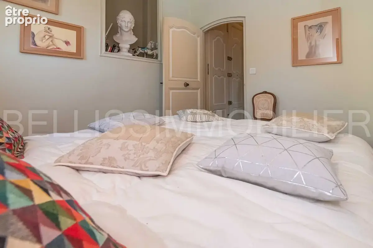 Appartement de caractère au cœur d’Eyguières   103 m2 avec remise/garage - photo 3