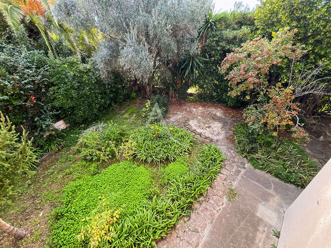 Appartement à MOUGINS