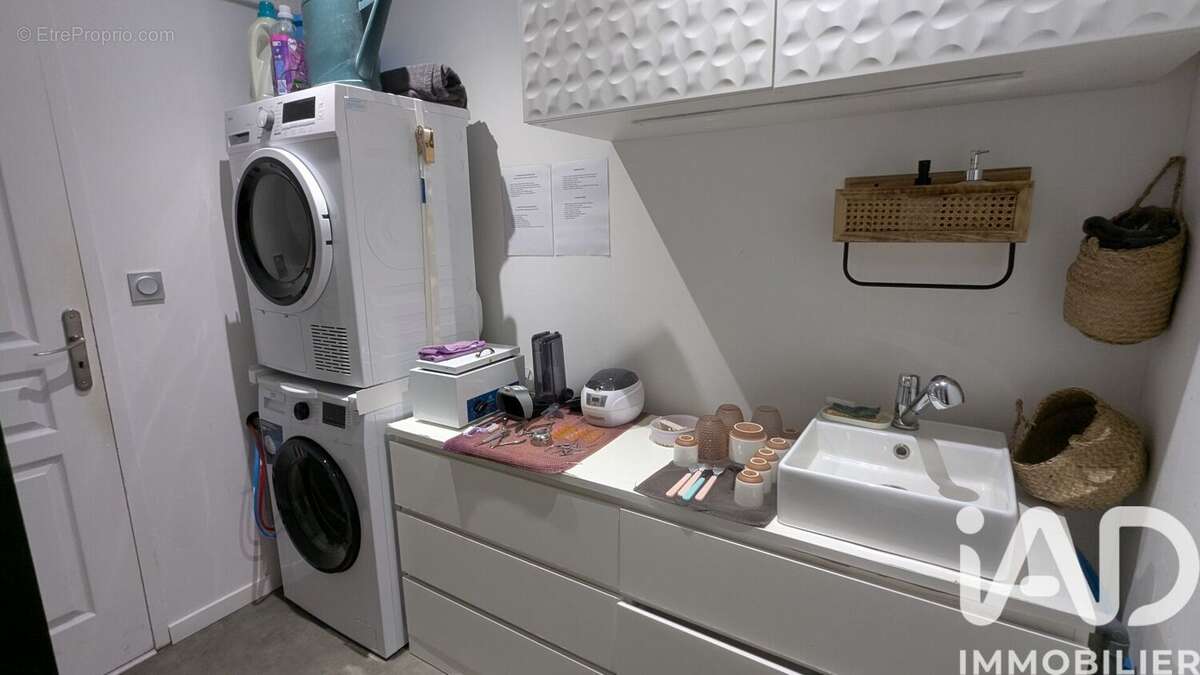 Commerce 75 m² à Sorgues  - photo 8