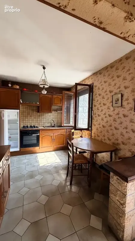 Maison de village avec terrain et garage - photo 3