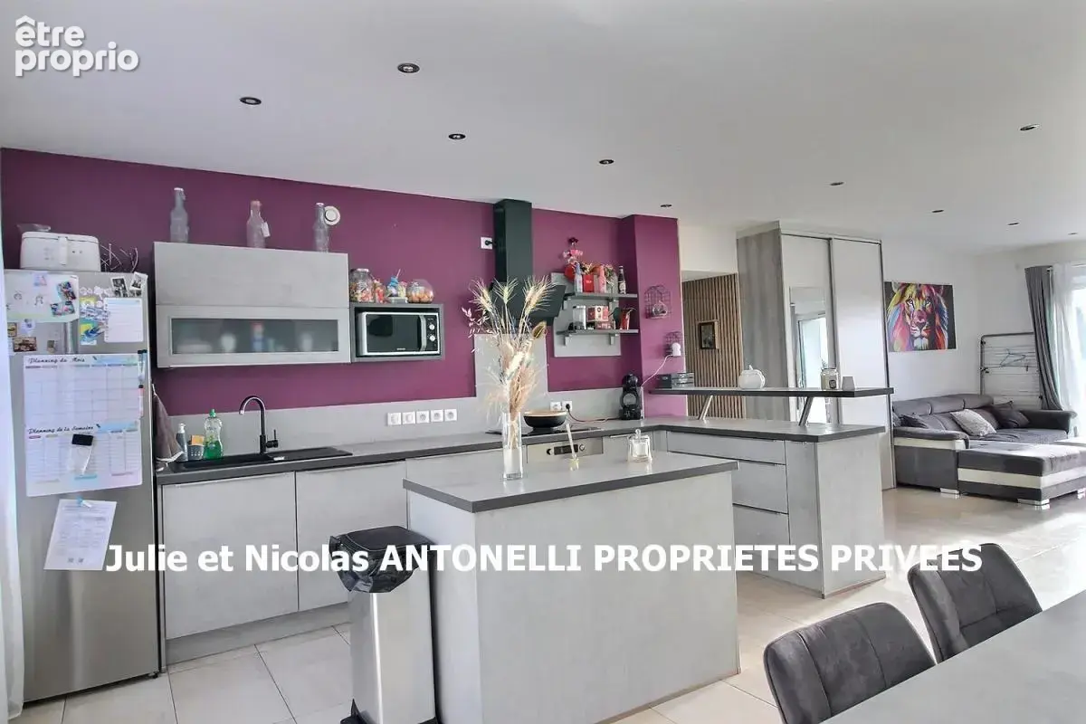 Saint Just Malmont 43240 Maison de ville 197 m² quatre chambres garage et jardin - photo 4
